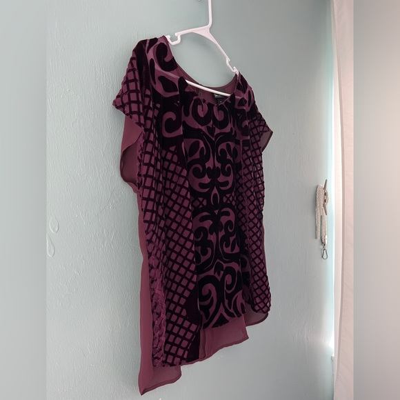 Lane Bryant Burgundy Velvet Detail Sheer Blouse Size 14/16 - Picture 4 of 4